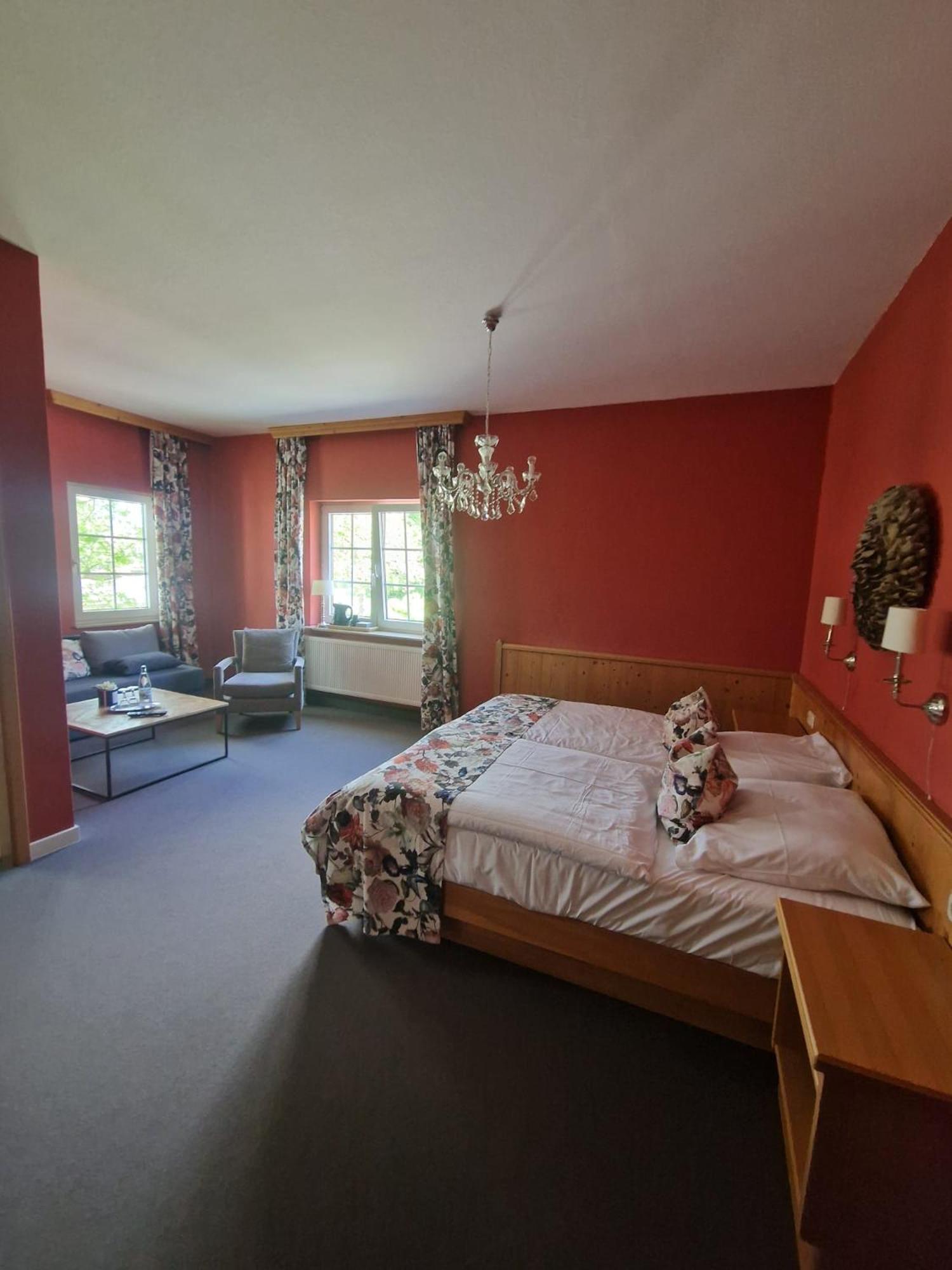 Hildebrandts Landhotel Klettbach Екстериор снимка