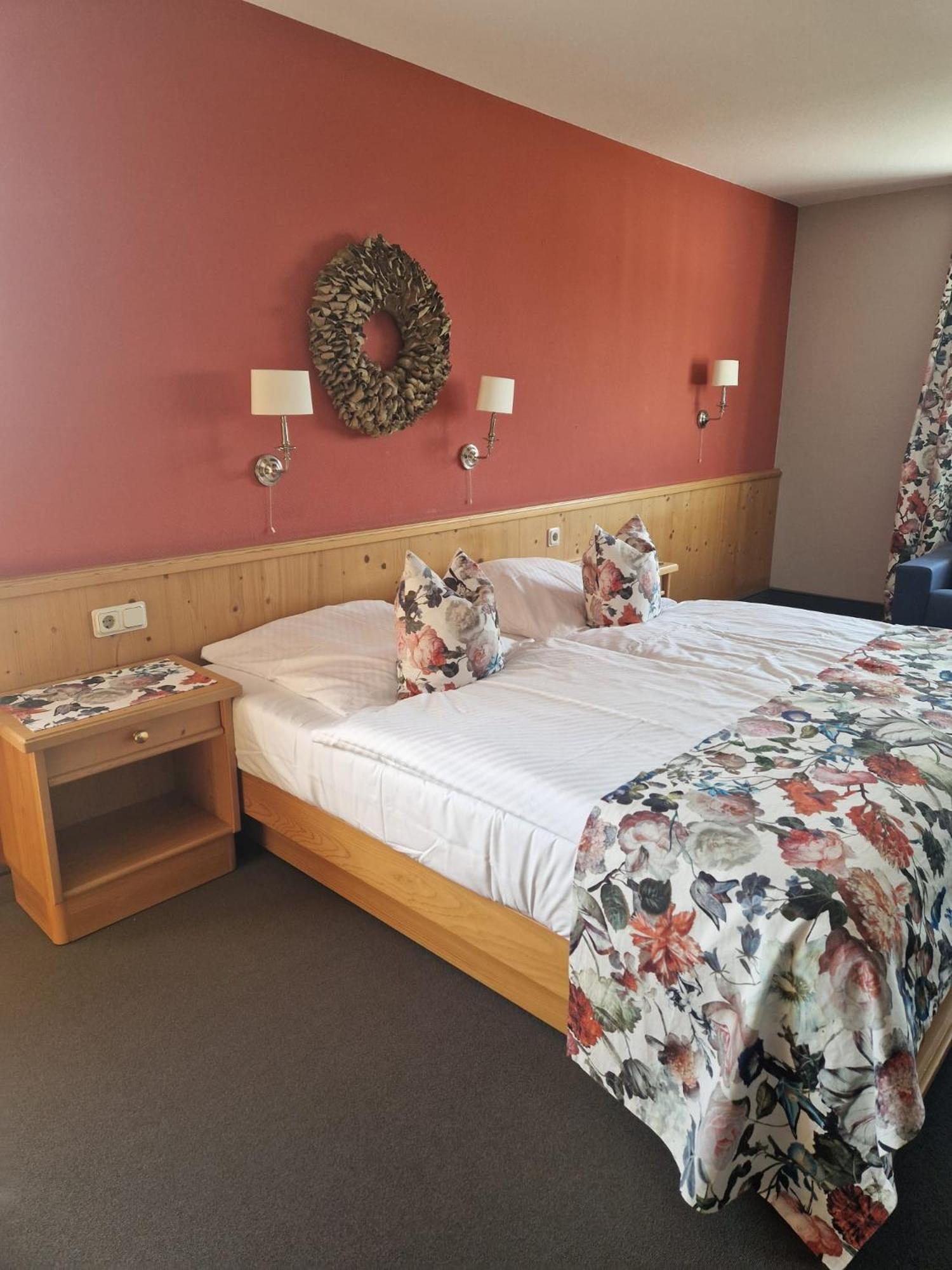 Hildebrandts Landhotel Klettbach Екстериор снимка