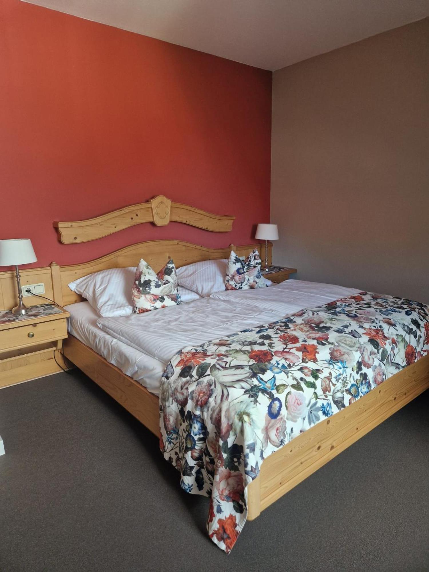 Hildebrandts Landhotel Klettbach Екстериор снимка